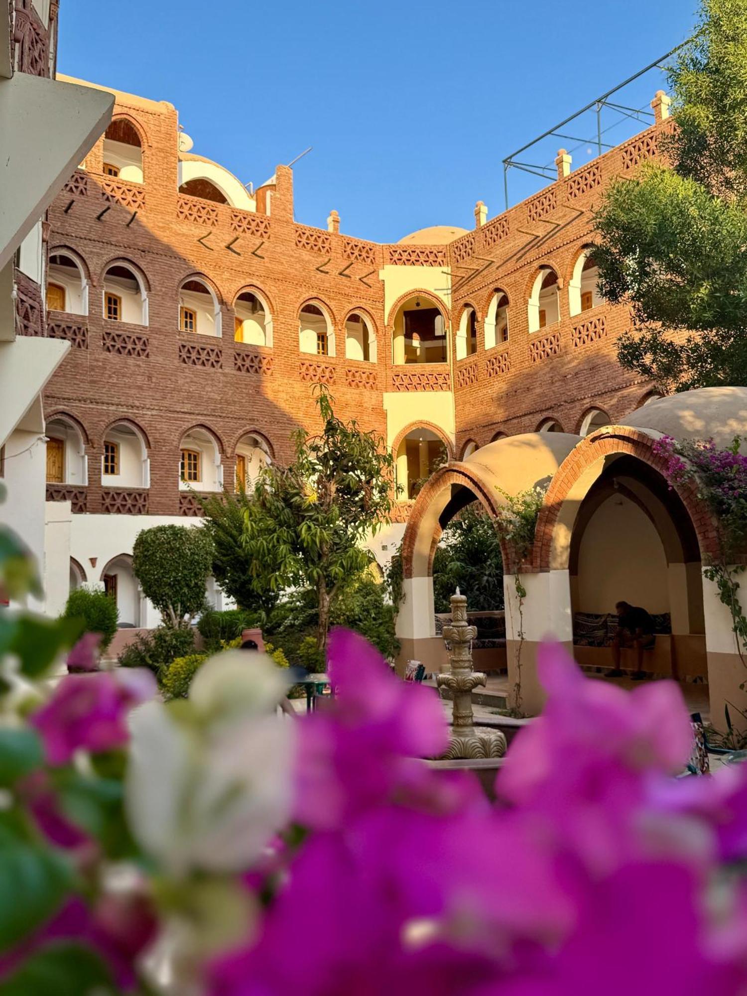 Hotel Sheherazade Luxor Bagian luar foto
