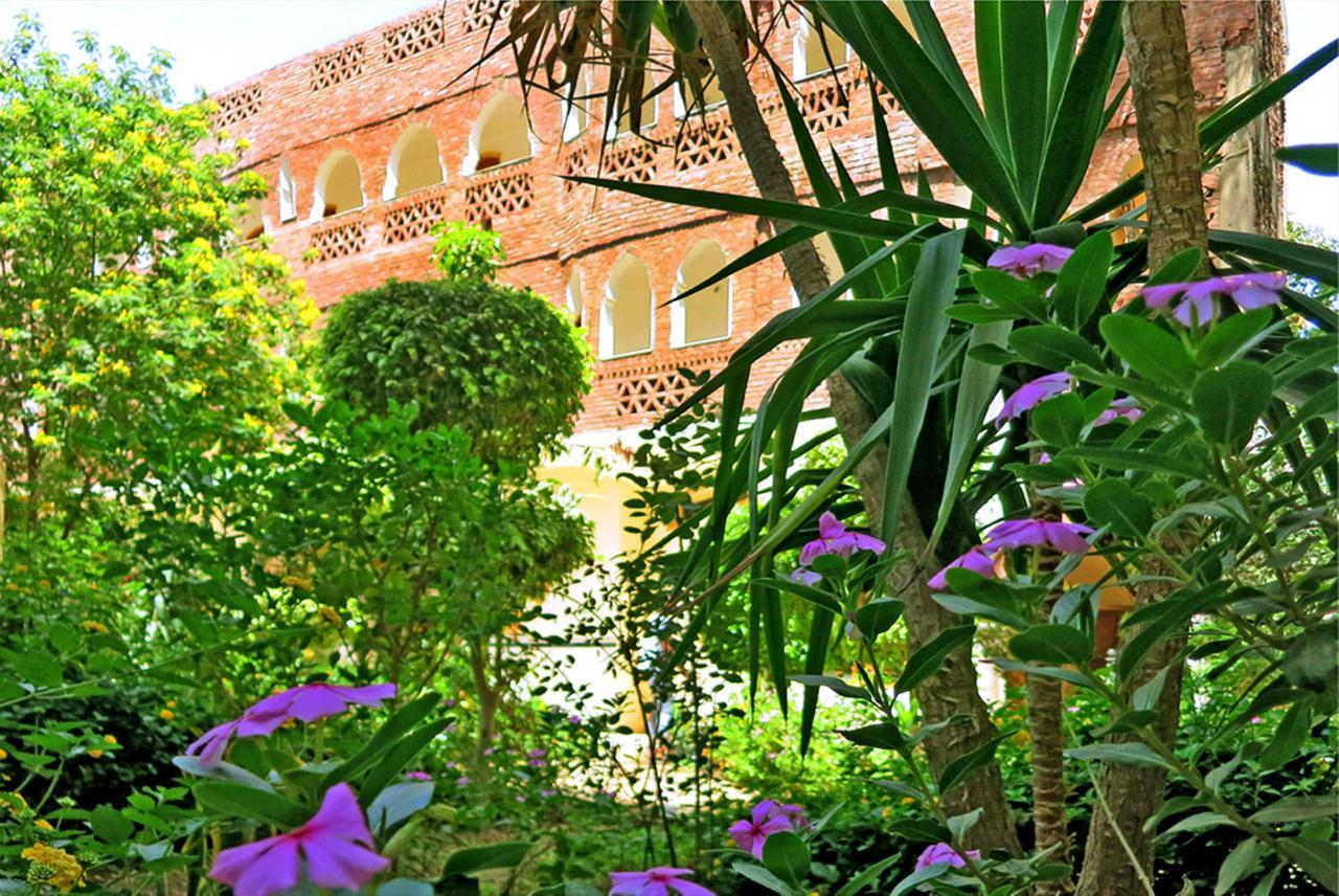 Hotel Sheherazade Luxor Bagian luar foto