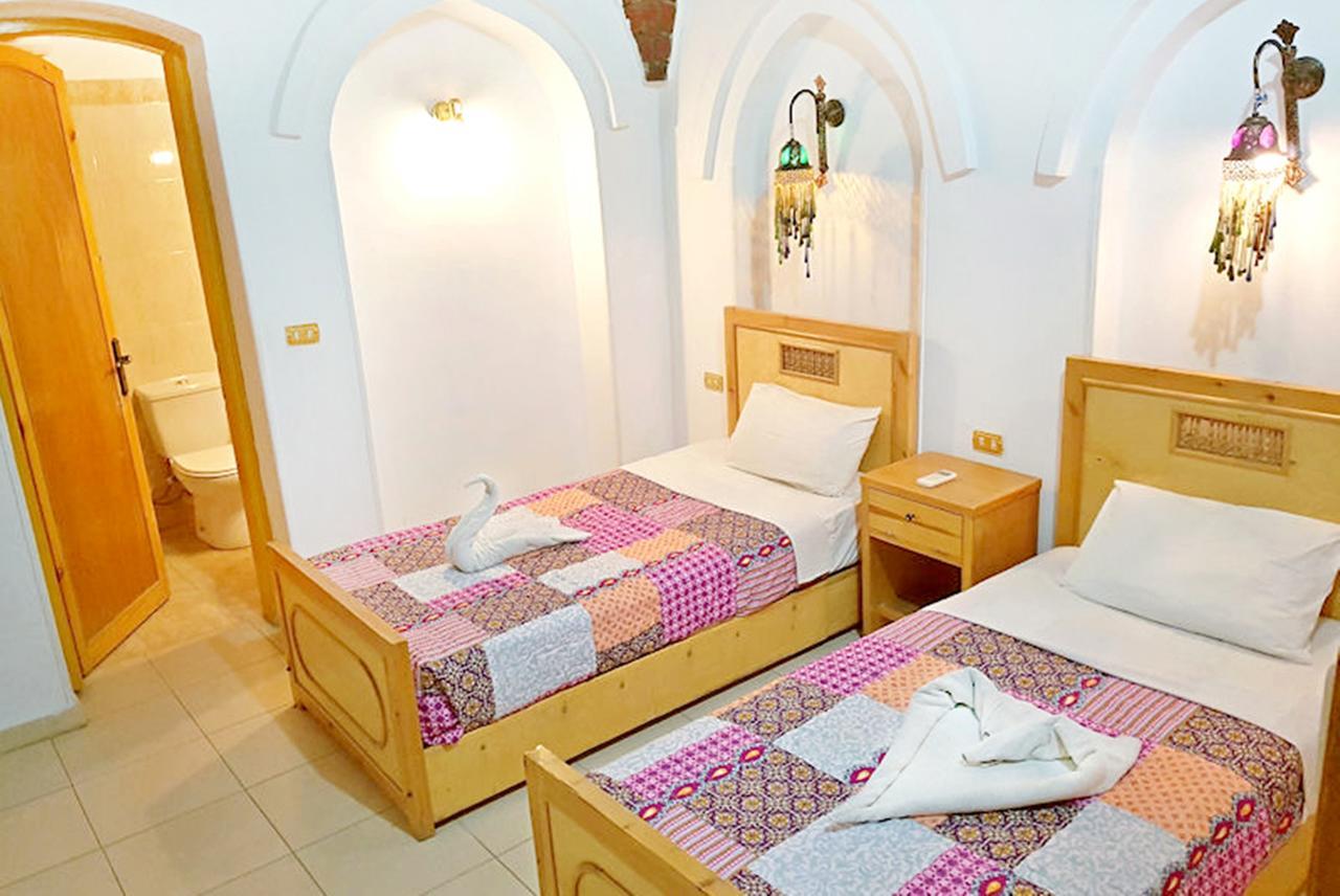 Hotel Sheherazade Luxor Bagian luar foto